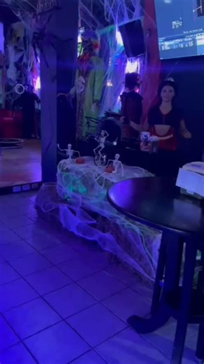 Halloween Party at OZ Sports Bar, Jaco Beach about to Kick off…..#ozsportsbar #sportsbar #jaco #jacobeach #halloween2025 | Ray Antonio