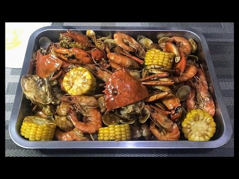 Mixed Seafood Boil in Butter, Garlic, and Oyster Sauce