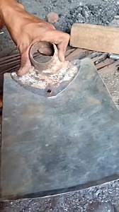 1.7M views · 4.5K reactions | Spade कुदाल making ️料#Blacksmith #Forging #Handmade #craftsmanship #spade | Birju Vishwakarma | Facebook