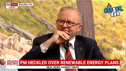 Farmers vs Commies. #auspol | Danger Dan