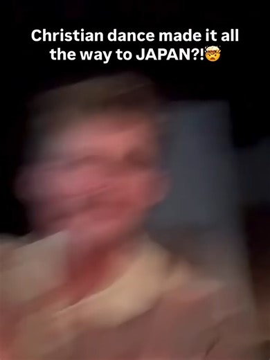 Whole classroom does viral dance 🤯