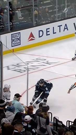 15K views · 450 reactions | Tony rips one for the lead  | Tampa Bay Lightning | Facebook