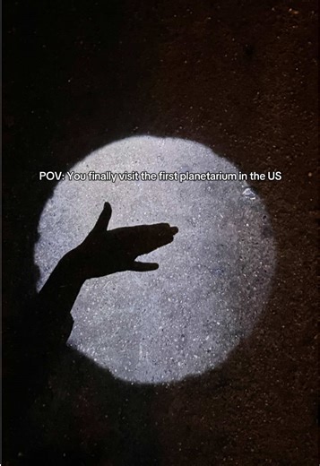 Explore Adler Planetarium: Top Chicago Attraction