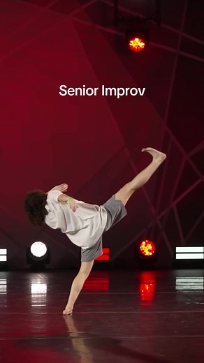 Groovy Moves #dancedifferent #dancetok #dancer #dance