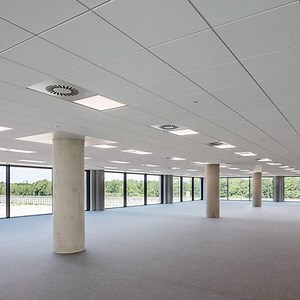 [Hot Item] 600*1200 Slat/Perforated Aluminum Ceiling for Project Mall/Hospital/School/Building