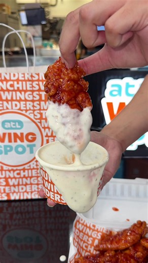 🔥 sweet chili ranch = the combo you didn’t know you needed 🤤🍗 crispy, juicy chicken tenders tossed in our signature sweet chili sauce, then dipped into a cold, creamy ranch… yeah, it’s every bit as good as it looks. 😮‍💨✨ warning: once you try this combo, there’s no going back. 😏 come grab yours today at atl wing spot! 🍗💥 #atlwingspot #chickentenders #sweetchili #ranchlover #halalfood
