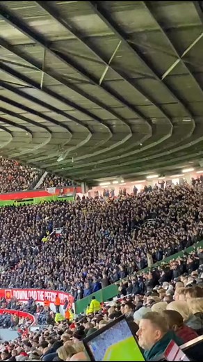 Spirit of the Blues at Old Trafford | #EFC | Everton FC - Liverpool Echo