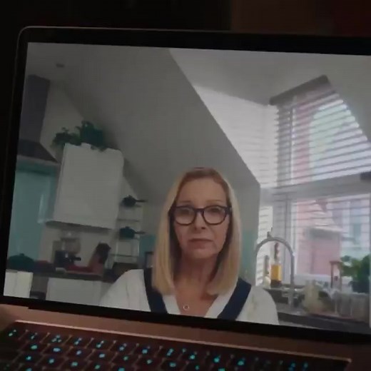 Binge-Worthy Feel Good Series on Netflix with Mae Martin and Lisa Kudrow