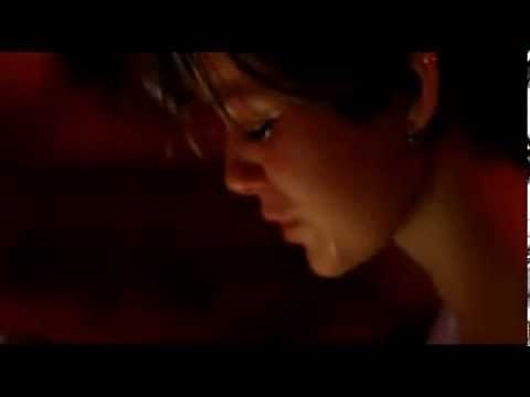 Korn - Falling Away from Me (Music Video)