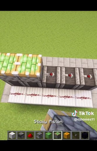 How to Build a 5x5 Flush Door in Minecraft