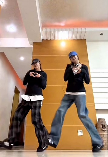 Love Scenario Dance Cover: Fun and Engaging Moves