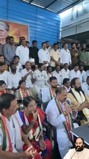Attended and addressed the media in Nizamabad DCC Congress party office after Congress party victory in Nizamabad muncipal corporation elections. Congratulated the newly elected mayor, Smt Uma Rani, and expressed confidence that Nizamabad city would see huge development under her leadership. | Uttam Kumar Reddy