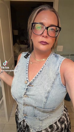 On the hunt for a denim vest - look no further !! #WesternVest #VestTryOn #FashionReview #TrueToSize #westernstyle