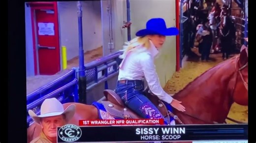 2022 NFR Barrel Racing 7th Go 12-07-22 | Edward Nardone