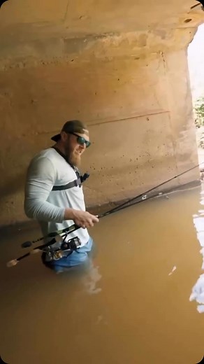 GooganSquad on Instagram: "@lojo.fishing went off road for this fishing spot! #fishing #bassfishing #googansquad"