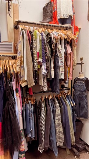 Adding these cuties to the shop today!! Come on by and check them out!!☀️ We’re located in the Tower Center on Countyline Rd Between 3rd and 4th Street Next to Casa Trejo 34636 Countyline Rd 909.372.1009 Have a great day!☀️ | Sunnie Dayz