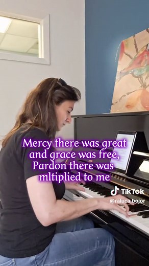 At Calvary - Hymn Lyrics and Piano Performance