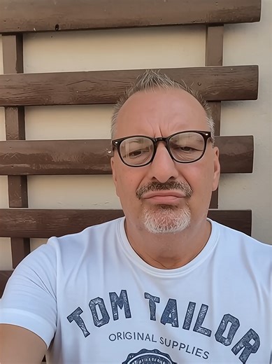 Die große Rülps-Challenge! 📢 Wer kann es besser? 😂#RülpsChallenge #Lustig #SpaßAmLeben #Humor