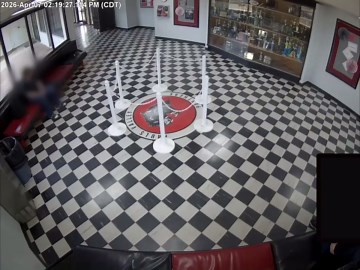 Video shows Pauls Valley principal tackling gunman