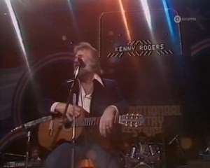 🎶In this heartfelt live performance from 1978, Kenny Rogers delivers one of his most tender and emotional ballads — Sweet Music Man. A timeless tribute to the highs and lows of a musician’s life. ✨💕 | Golden Oldies Music