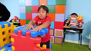 Ryan Pretend Play Building Toy Blocks Playhouse - video Dailymotion