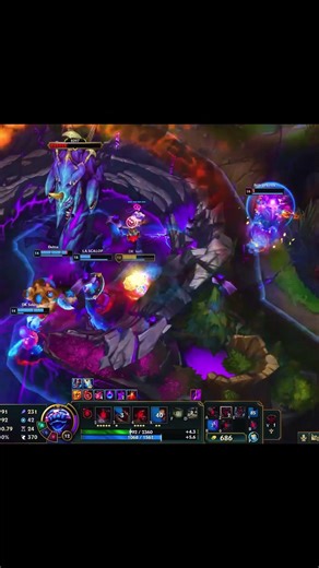 That Malphite combo was INSANE 😳 Ult + Flash + Q in one second!