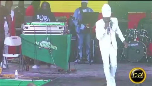 Roger red square (@roger.red.square)’s videos with original sound - Roger red square