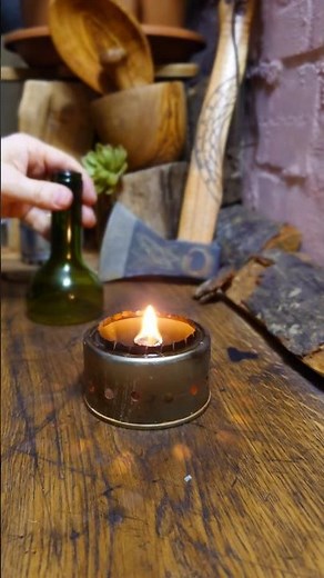 Genius Idea: Reliable Candle from a Cut Glass Bottle 🔥 DIY Bushcraft Survival Skills