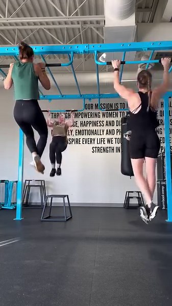 BURN NATION, the answer is most certainly not zero. 💪 Tag us Burn Boot Camp in your pull-up videos & let's challenge this statistic! 📹 : @stephanie.mac2014 | Burn Boot Camp