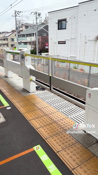 ハトさんとホームドアの注意