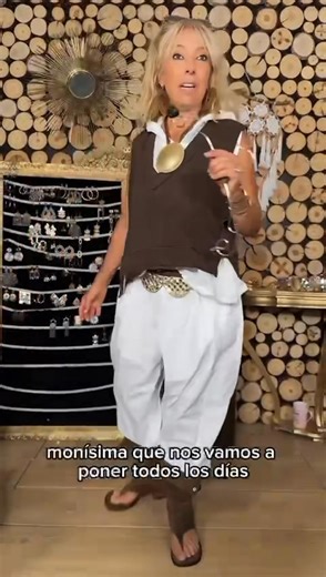 UN LOOK Muy ORIGINAL para usar siempre 🫶 Www.byeliss.com Whatsapp 640126479 #modaespaña #modamujer #modaoversize #modaespañola #fashionoversize #lookmoderno #modaparati #tendencias2025 #comprasonline | ByEliss. Tu Asesora de Imagen