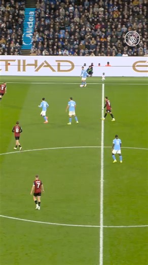 Nico’s first goal of the season 🩵 | Manchester City