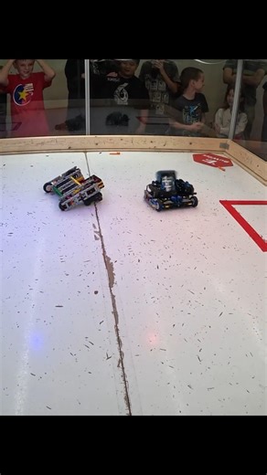 Lego BattleBots | Concussion vs Skittles #battlebots #robotcombat #legobattlebots#texasbrickbrawl