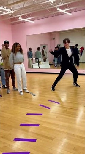 Hilarious Walking Dance Game Challenge Fails & Wins! #Shorts