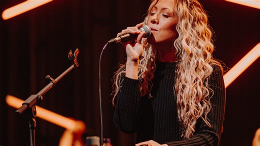 Colbie Caillat talks country, covers, collabs ahead of Columbus Commons show