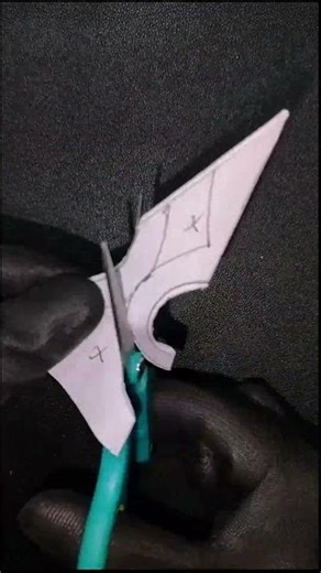 How to make a snowflake ✨ Diy paper crafts #snowflakes #diy #papercraft #viralshorts #shorts #reels