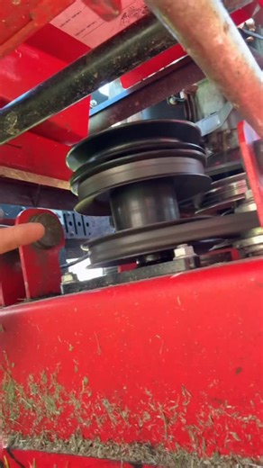 5.7K views · 118 reactions | Gravely Pro Stance Making Noise From Pulley #growitwemowit #foryou #business #lawncare #tips #tools #entrepreneurship #motivation #smallbusiness | Grow It We Mow It LLC | Facebook