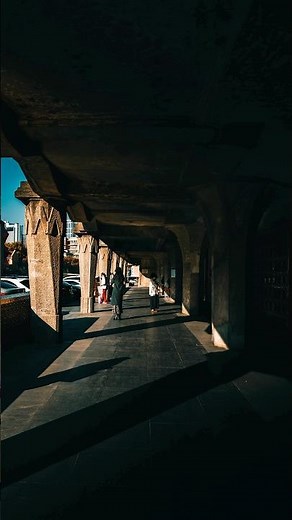 Composición triangular con luz solar en fotografía #fotografia