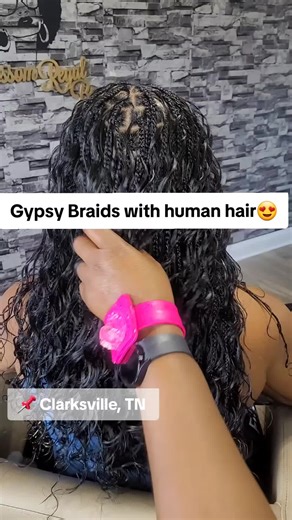 One thing you can count on is that your braids will be laid every single time. As we gear up to round up the year, we remain humble and eternally grateful to God almighty and to you. Yes, you for your immense support. We are always reaching to deliver our best because we know you are counting on us 🤗. You are the real MVP. And we love and appreciate you. 📌 Clarksville, TN. May our service to you be a life changing experience that amplifies your confidence and inner beauty ✨️. #braids #twists #
