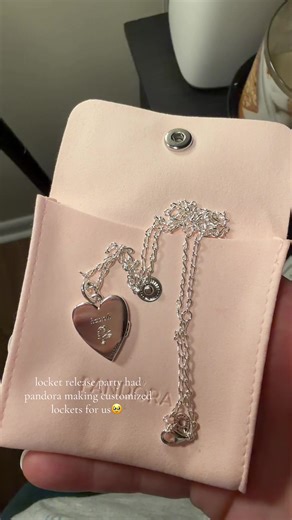 will cherish this forever 🔐 #madisonbeer #locket #locketalbum #pandora @madison beer @Pandora ME