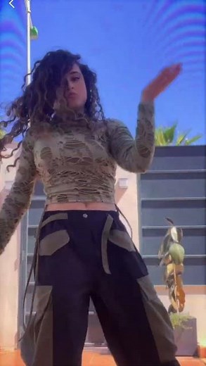 EMILIA MERNES TIK TOK TREND: JAGGER 🖤 EL MUNDO DE CLODETT