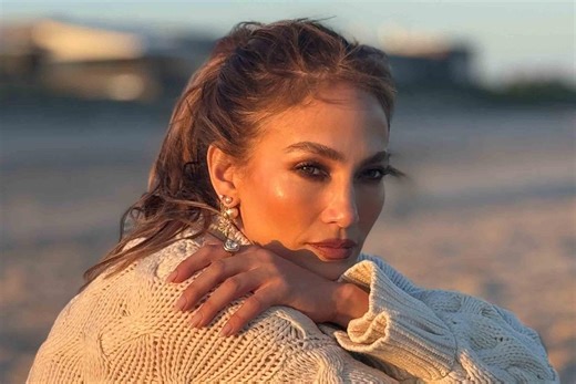 Jennifer Lopez, 56 ans, livre les secrets de sa forme incroyable : “C’est plus difficile qu’avant, mais…”