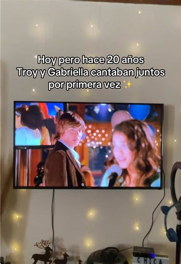 Revivir el Dueto de Troy y Gabriella de Hace 20 Años