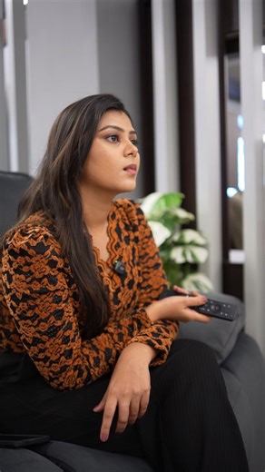 preetha janarthanan on Instagram: "Pongal feels extra special with little festive surprises. Picked a Preethi kitchen appliance, spun the wheel, and won assured gift. Plus, there’s a chance to win a gold coin too. Check out your nearest store now Offer Valid from Jan 9th to feb 5th #preethiswarnautsavam #preethikitchenappliances Tag and collab @preethikitchenappliances"