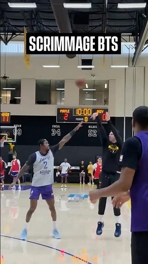 Scenes in the gym | Scrimmage BTS at Lakers Practice