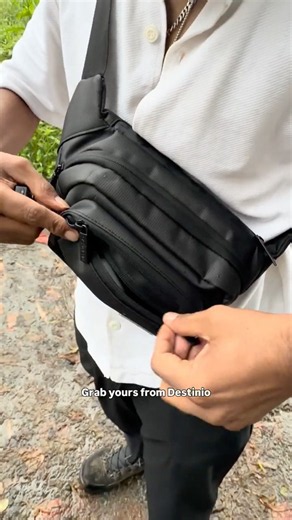 🎒 BEST TRAVEL SLING BAG? 😱✈️ | Must-Have for Every Trip!#menaccessories #ytshorts #slingbag