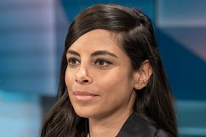 Collien Fernandes gesteht: "Monatelang saß ich im Rollstuhl"