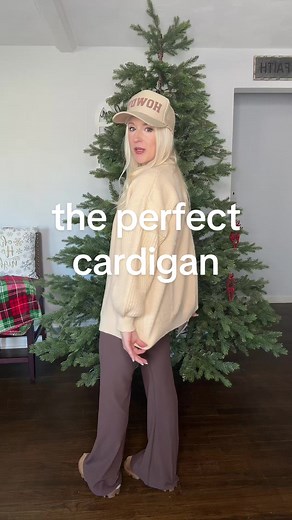 raise your hand if you need a good cardigan! #cardigan #fallfashion #fall #winterfashion #cardiganoutfit