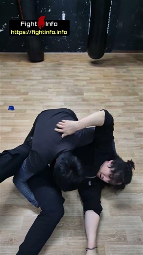 No-Gi MMA-Spider guard to sweep roll