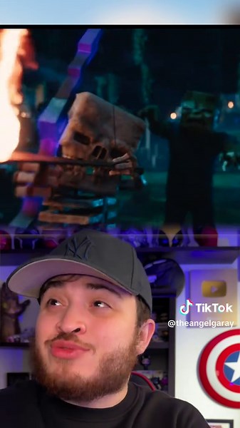 Aldeanos y Iron Golem en Minecraft: La Película